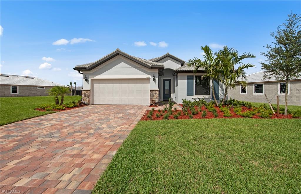 COUNTRY CLUB - Residential