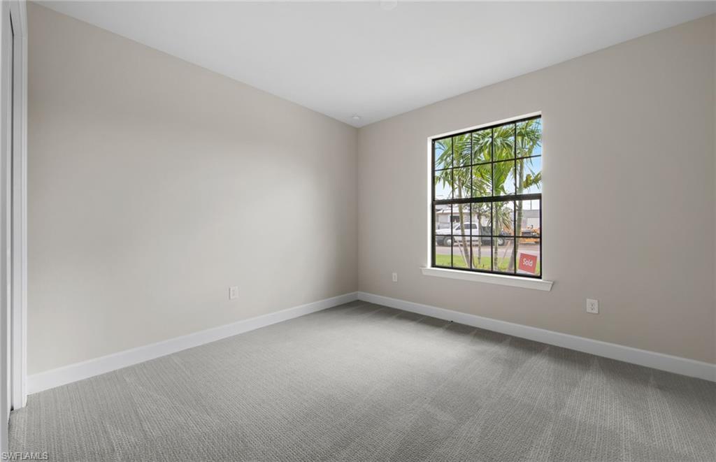 COUNTRY CLUB - Residential