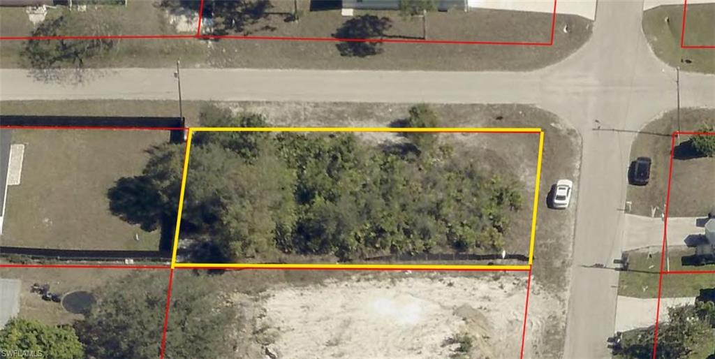 LEHIGH ACRES - Land