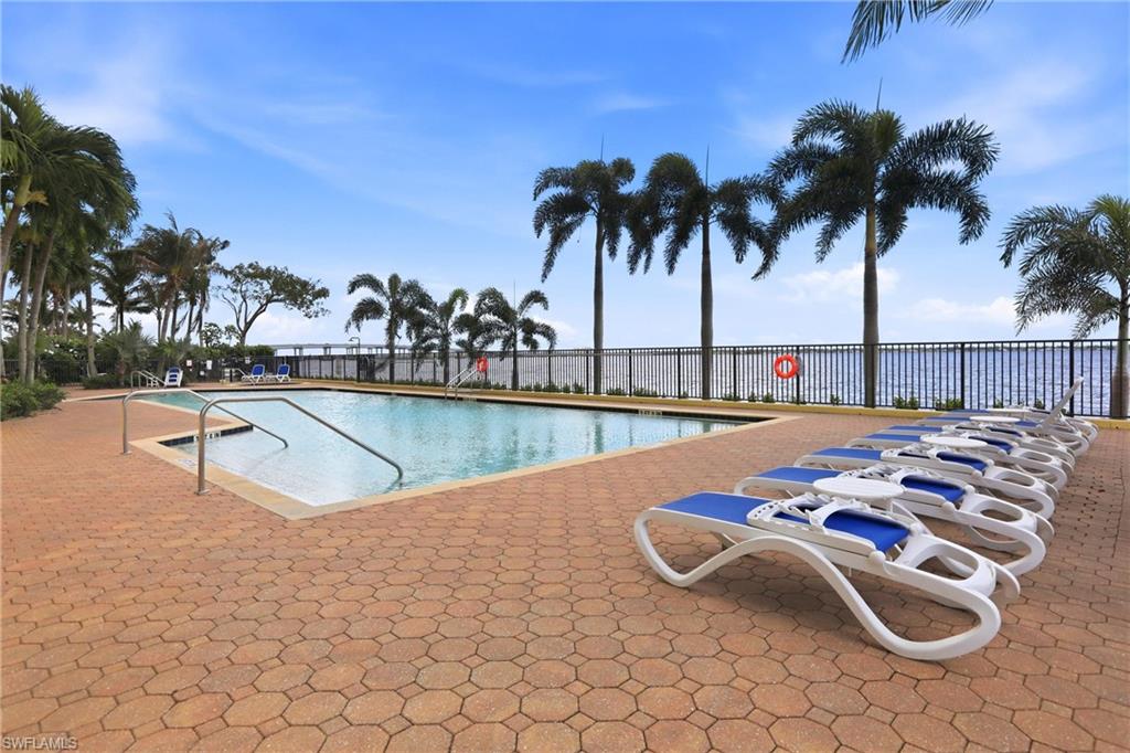 BEAU RIVAGE - Residential