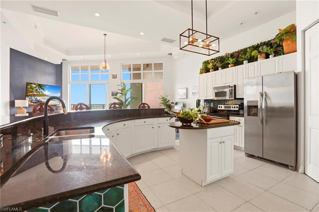 BEAU RIVAGE - Residential