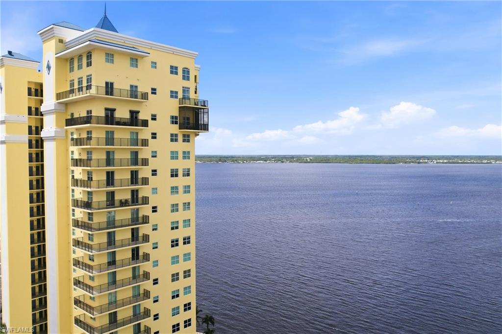 BEAU RIVAGE - Residential