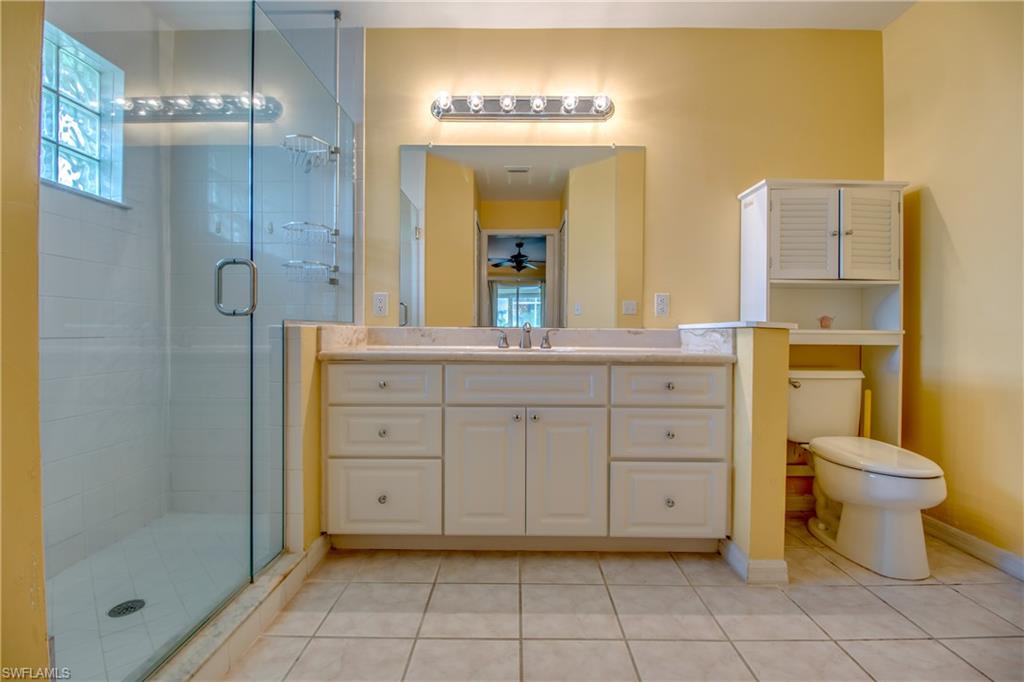 ROYAL WOOD - Residential