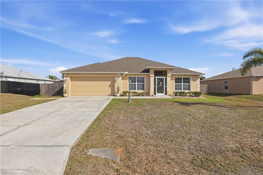 CAPE CORAL - Residential