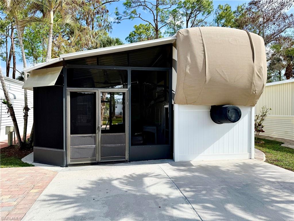 IMPERIAL WILDERNESS - Land