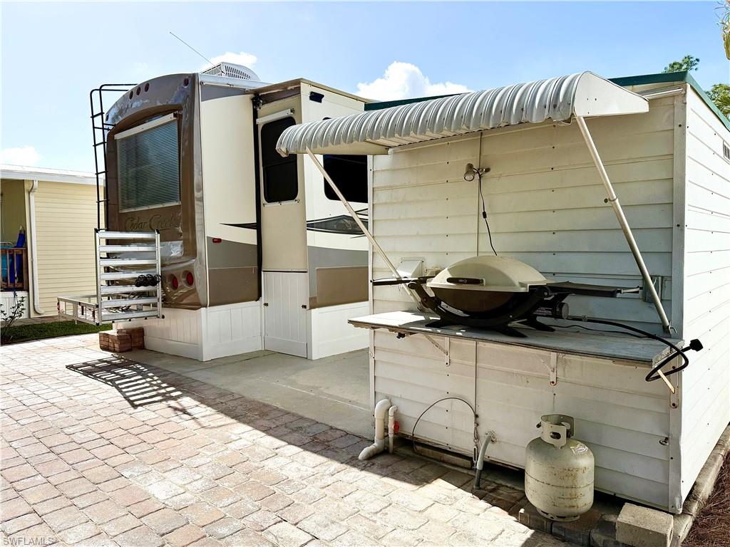 IMPERIAL WILDERNESS - Land