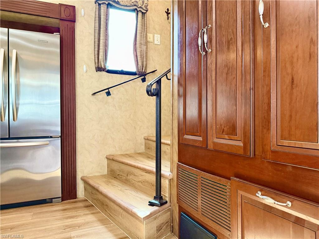 IMPERIAL WILDERNESS - Land