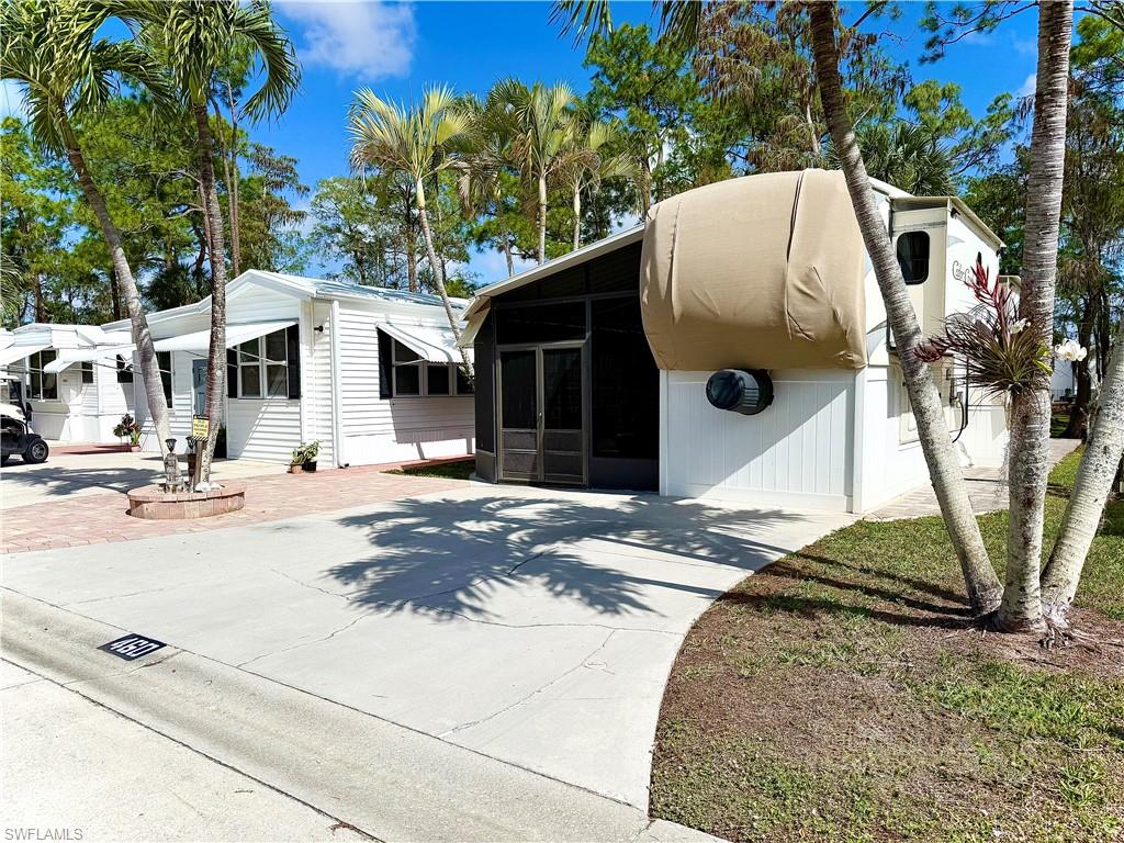 IMPERIAL WILDERNESS - Land