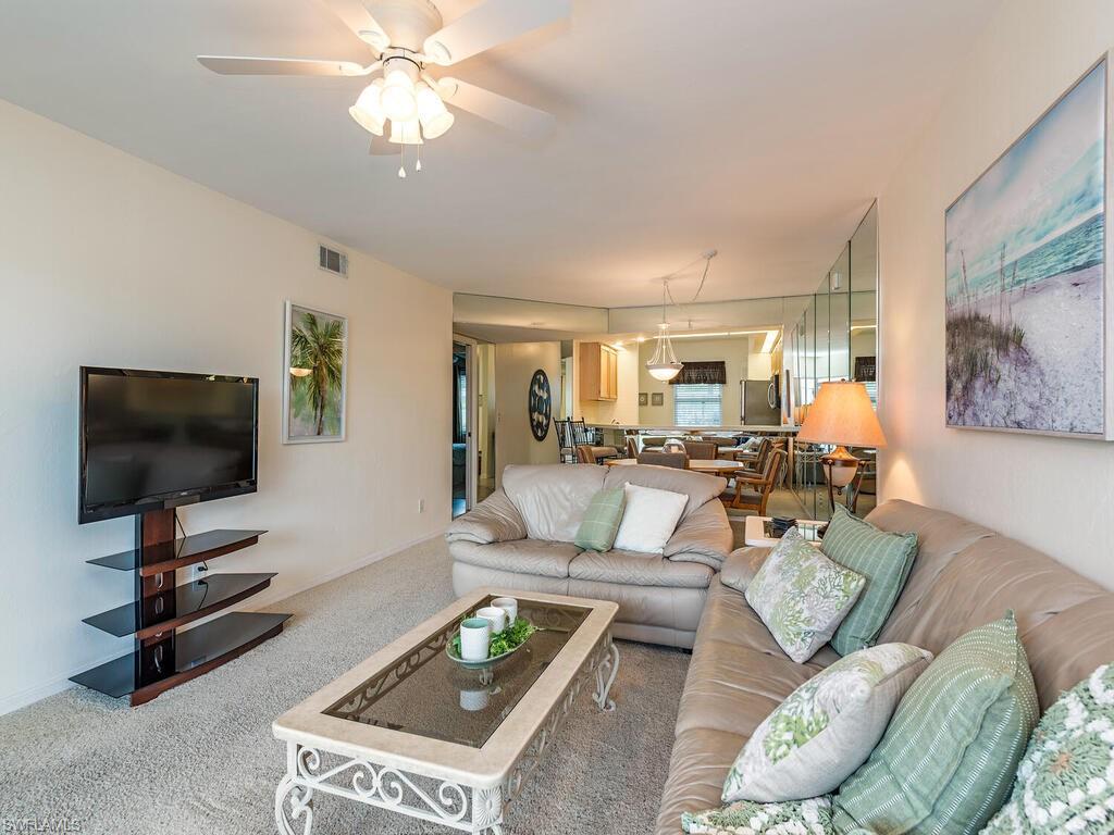 2050 W Crown Pointe BLVD C112