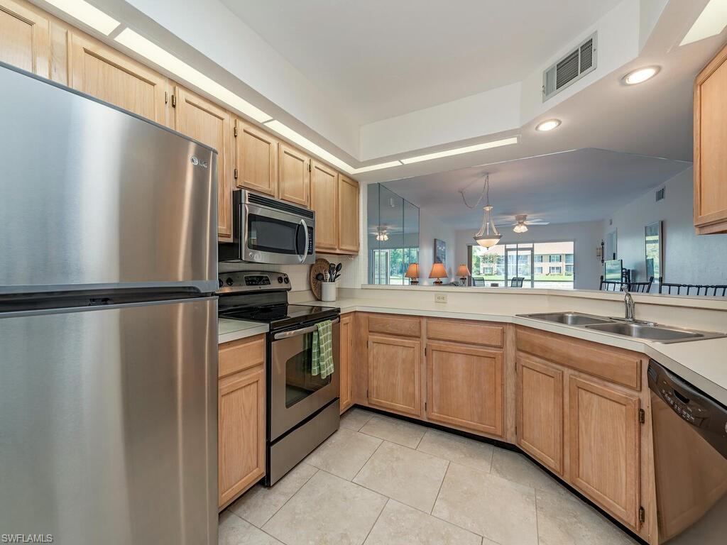 2050 W Crown Pointe BLVD C112