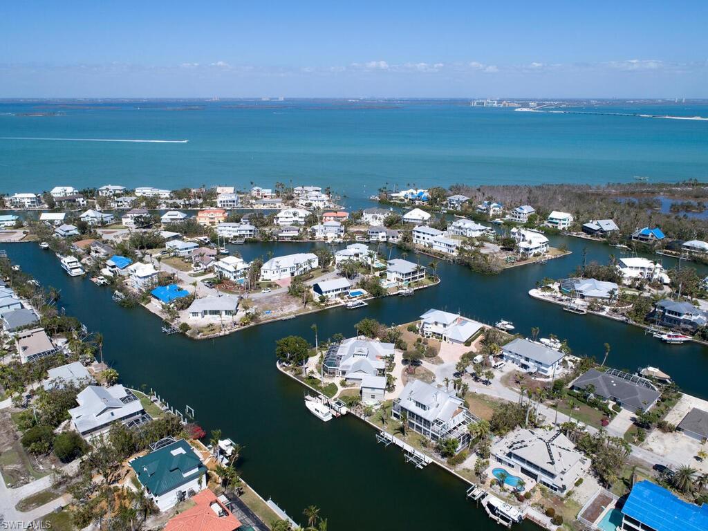 SANIBEL ISLES - Residential