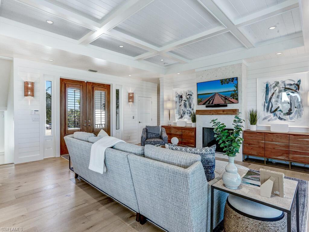 SANIBEL ISLES - Residential