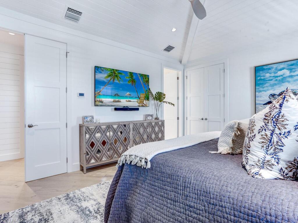 SANIBEL ISLES - Residential