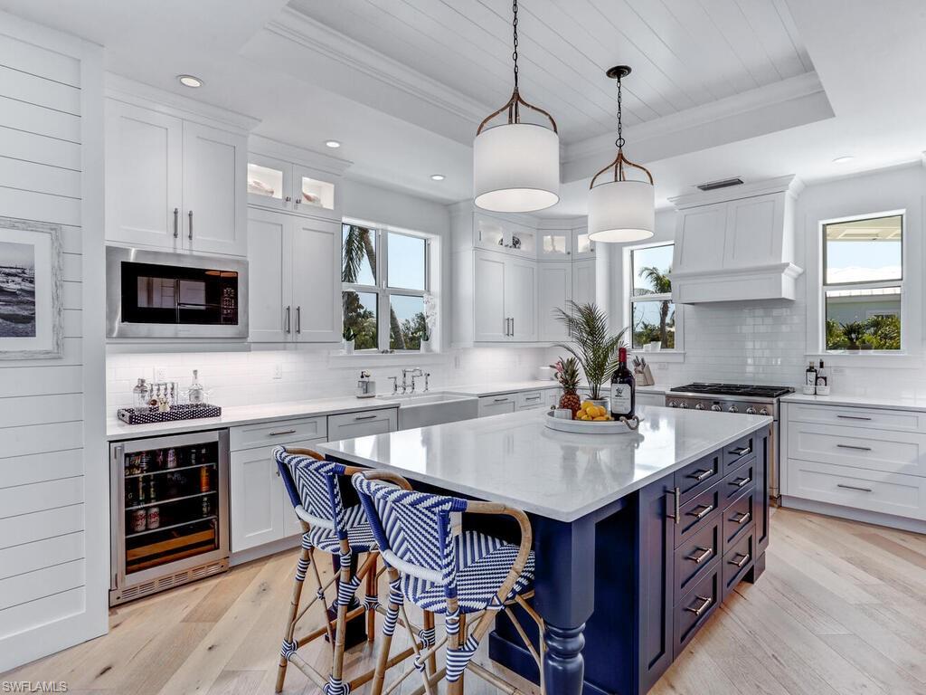 SANIBEL ISLES - Residential