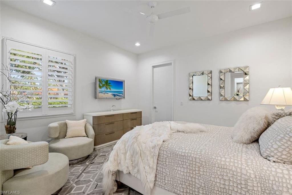 ARBORS AT PELICAN MARSH - Residential