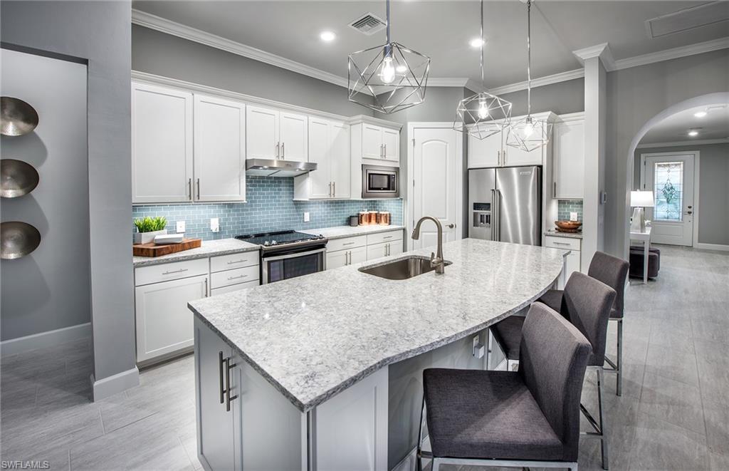 CORKSCREW SHORES - Residential