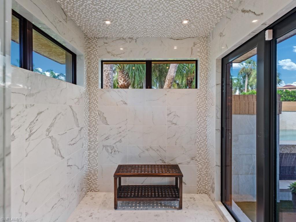 INTERLACHEN - Residential