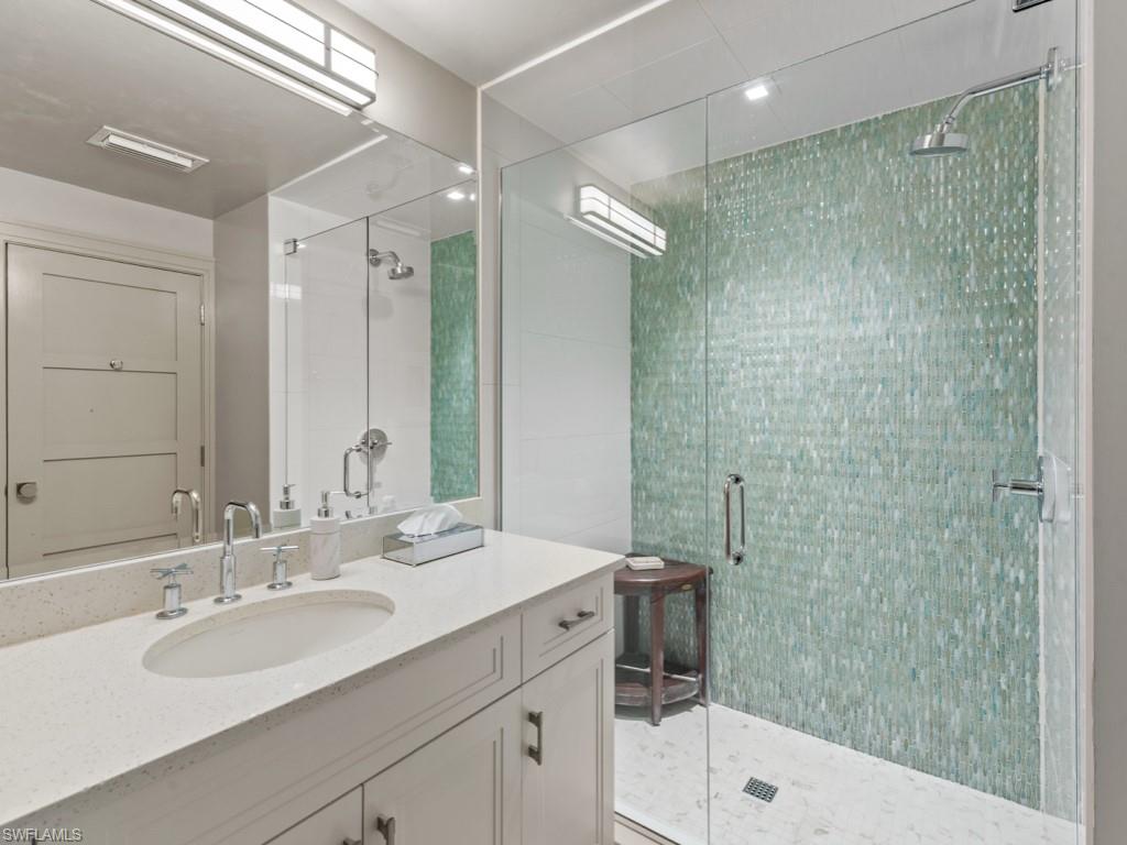 INTERLACHEN - Residential