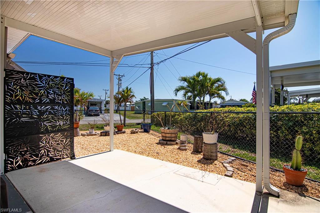 CARRIAGE VILLAGE - Residential