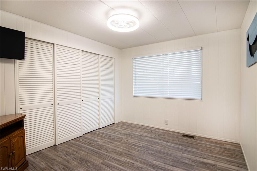 CARRIAGE VILLAGE - Residential