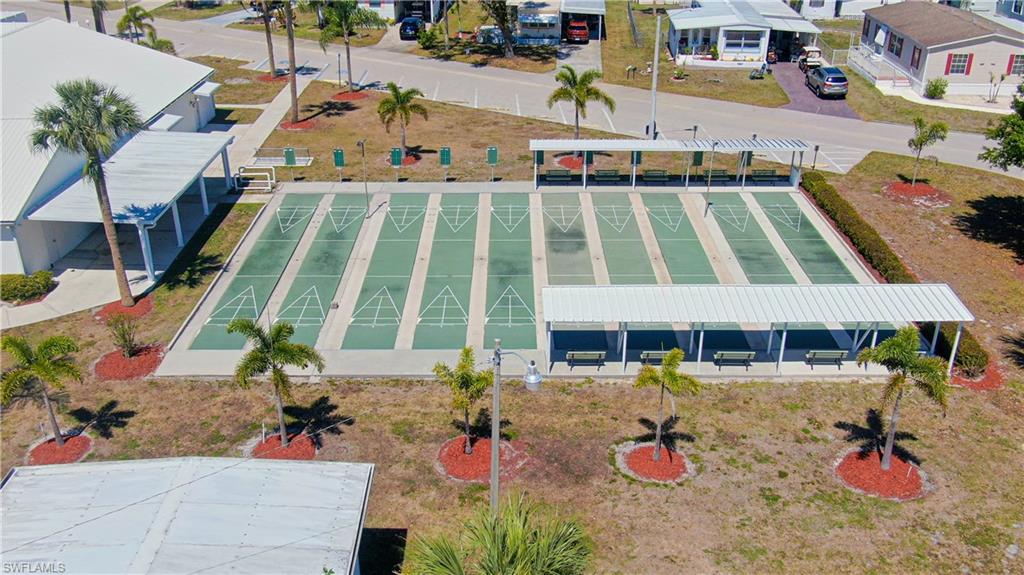 CARRIAGE VILLAGE - Residential