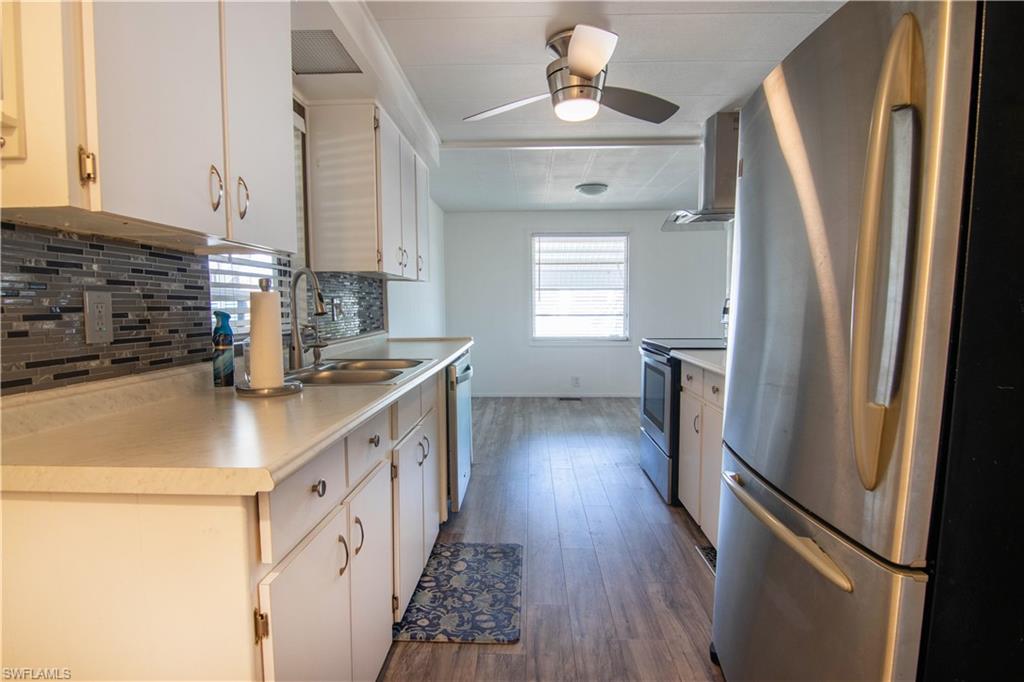 CARRIAGE VILLAGE - Residential