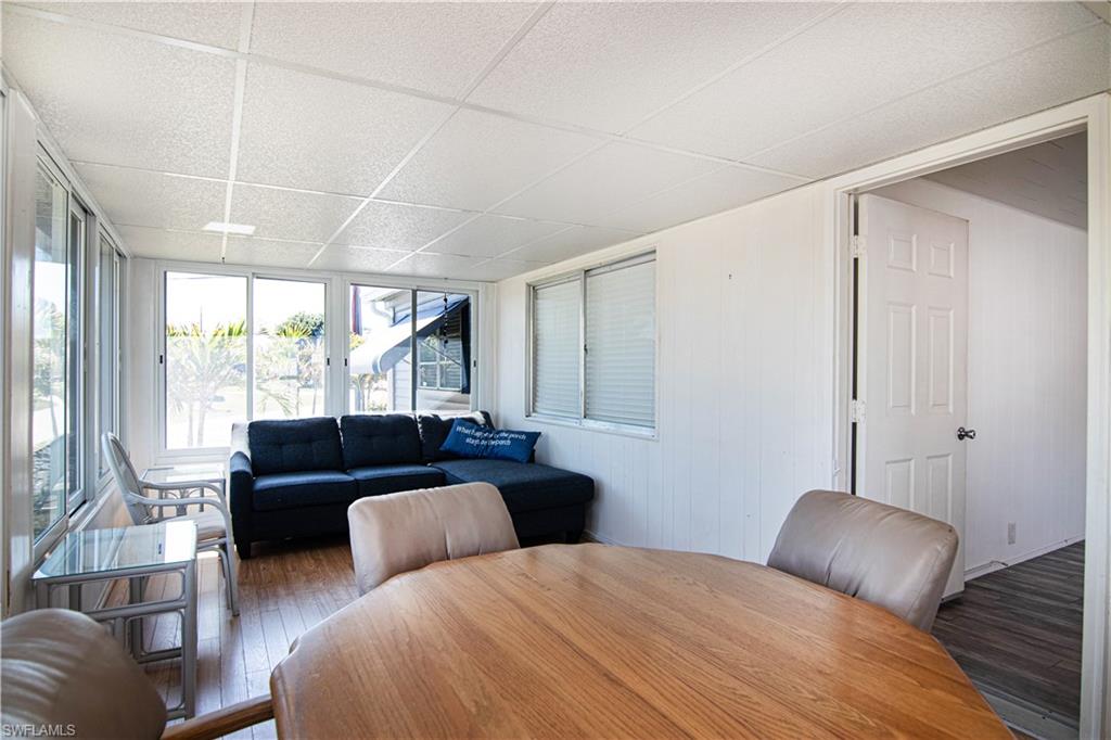 CARRIAGE VILLAGE - Residential