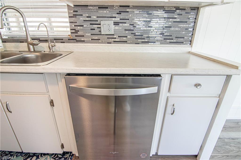 CARRIAGE VILLAGE - Residential