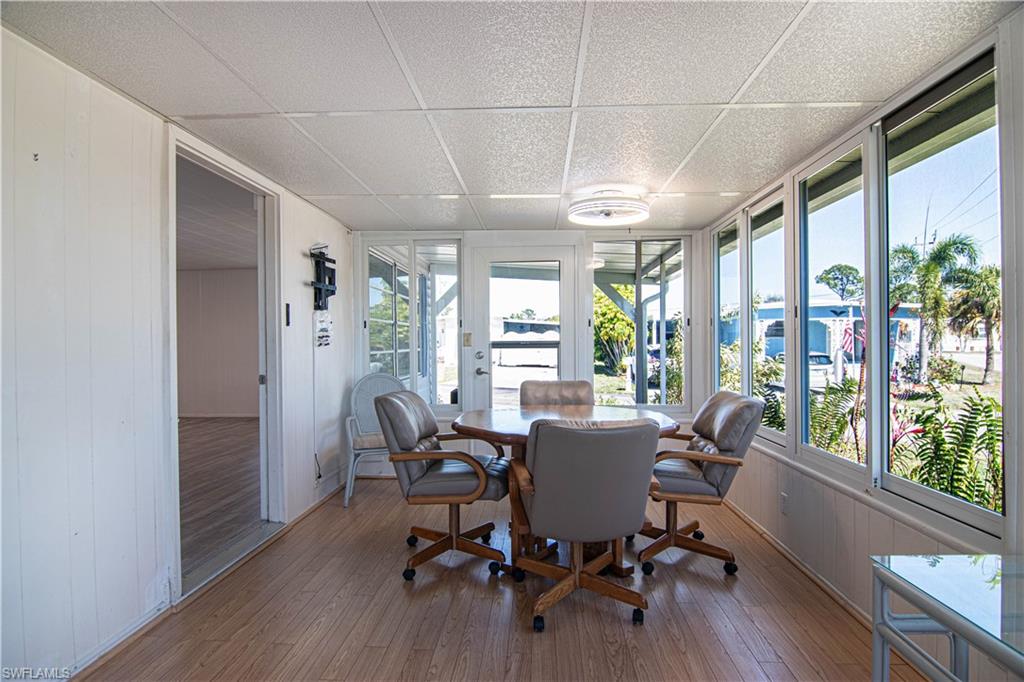 CARRIAGE VILLAGE - Residential