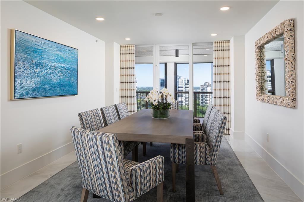 CARLYSLE AT BAY COLONY - Residential