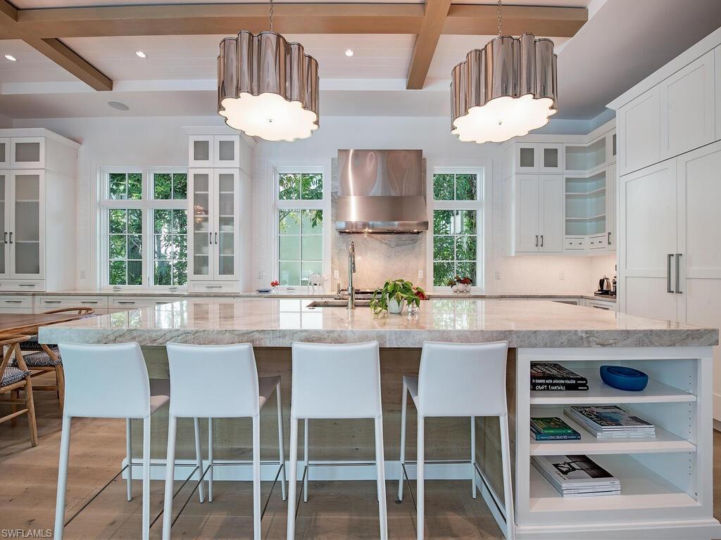 OLDE NAPLES - Residential