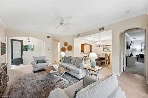 2817 Tiburon Blvd E Unit 101, Naples, FL 34109 - #: 225029504