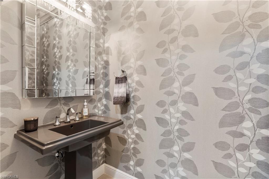 PALAZZO AT NAPLES - Residential