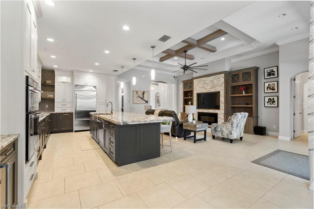 PALAZZO AT NAPLES - Residential