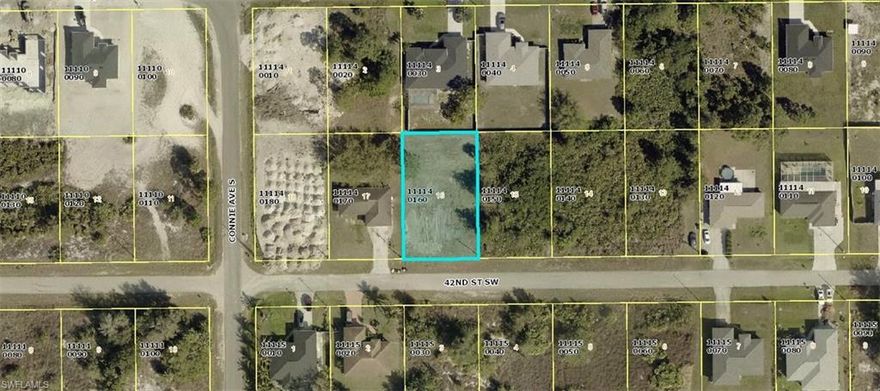 Unique opportunity in Lehigh Acres! This spacious 0.25-acre (10,803 sq ft) lot located at 2512 42nd St SW, Lehigh Acres, FL 33976 offers the perfect space to build your dream home. The lot is cleared and has a fence installed, with dimensions of 80 ft x 136 ft, providing versatility for residential projects and excellent investment potential. Enjoy the tranquility of the area.