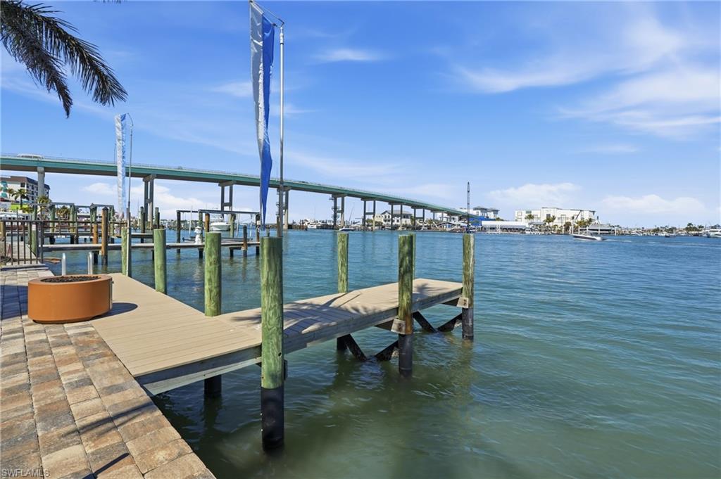 VENETIAN GARDENS - Residential