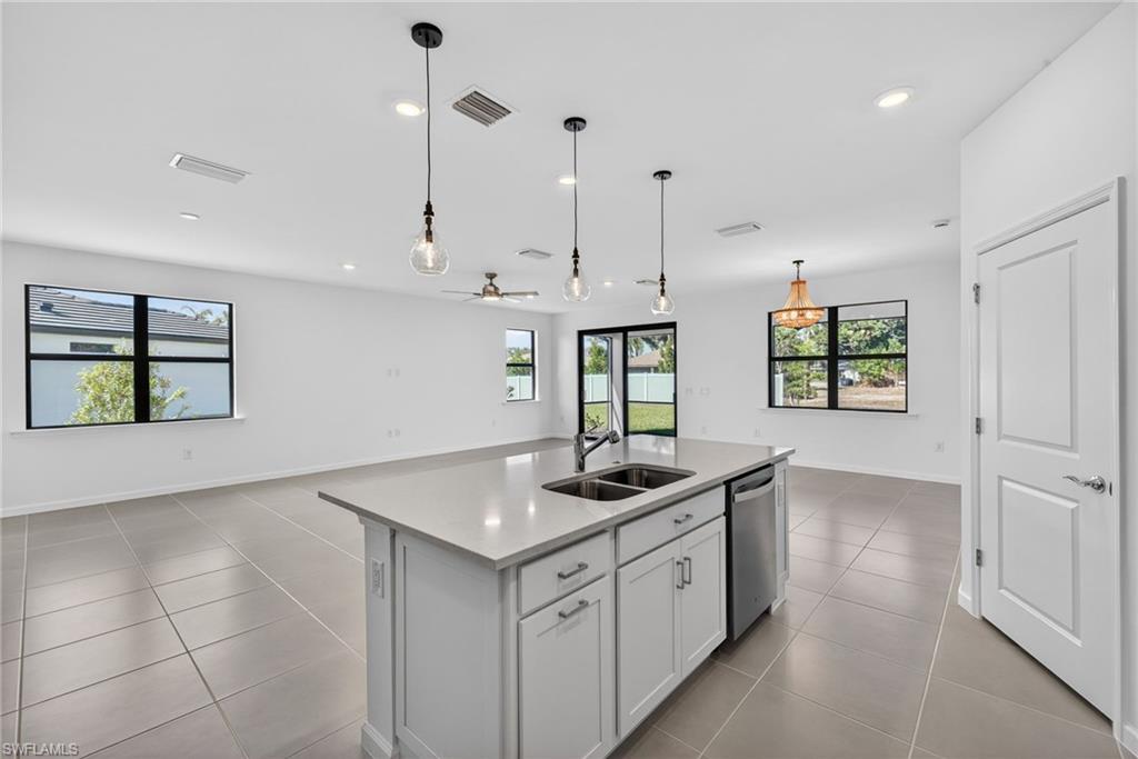 BONITA DEL SOL - Residential Lease