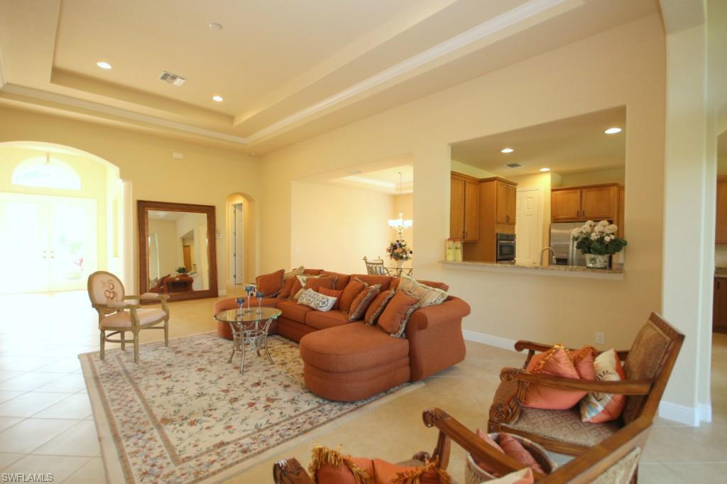 BELLE LAGO - Residential