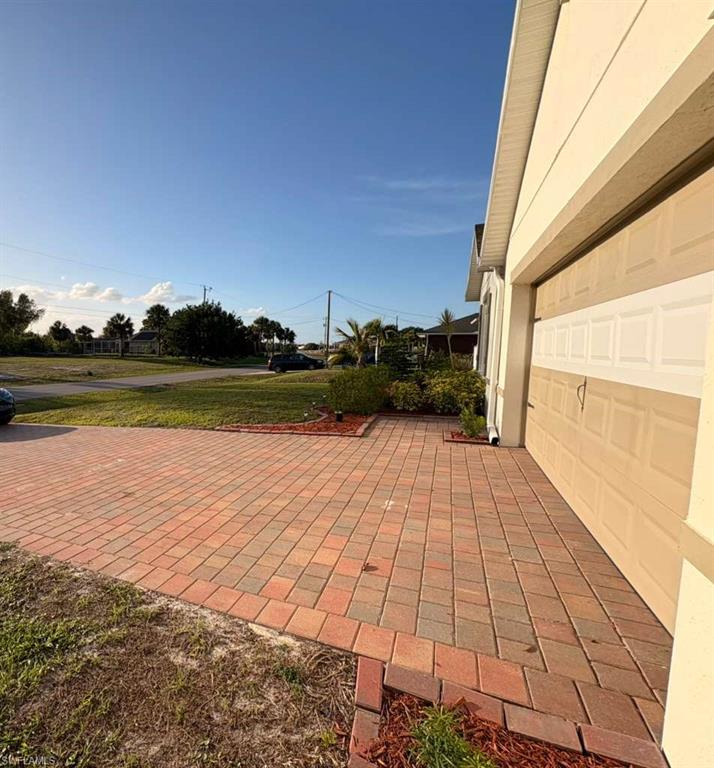 CAPE CORAL - Residential Lease