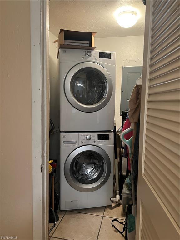 SEMINOLE GARDEN APARTMENTS - Residential