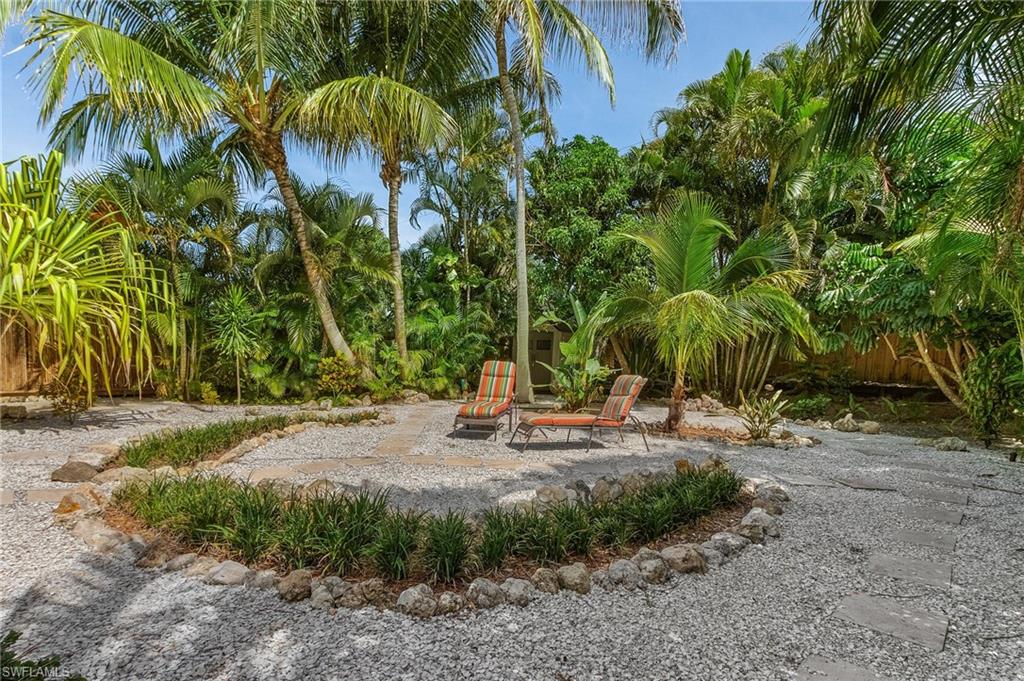 NAPLES PARK - Residential