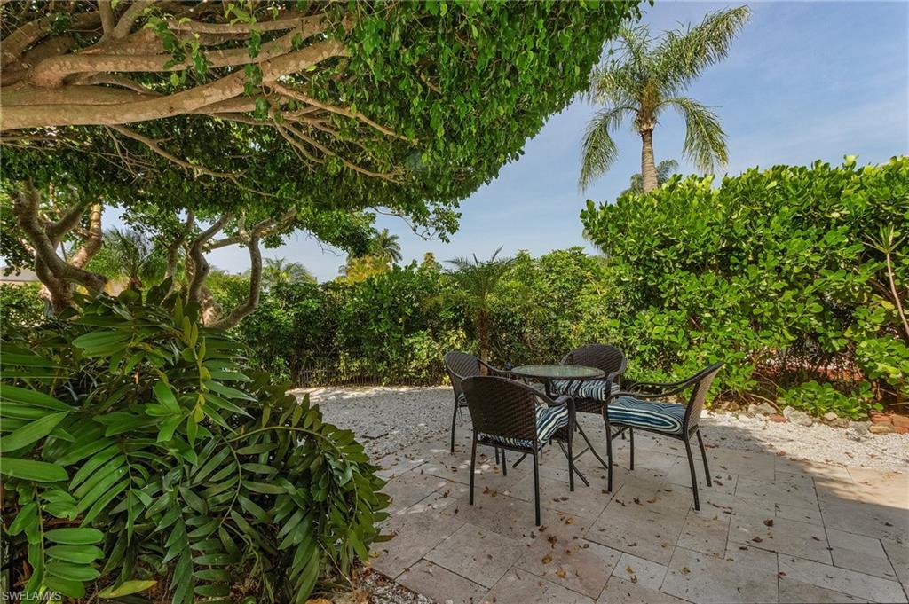 NAPLES PARK - Residential