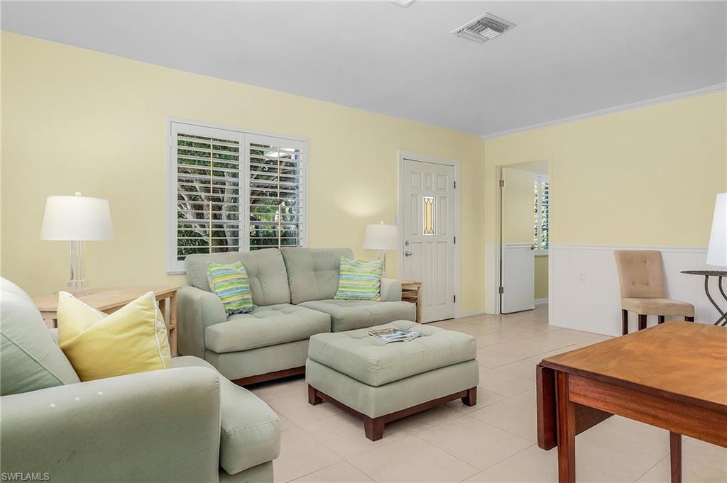 NAPLES PARK - Residential