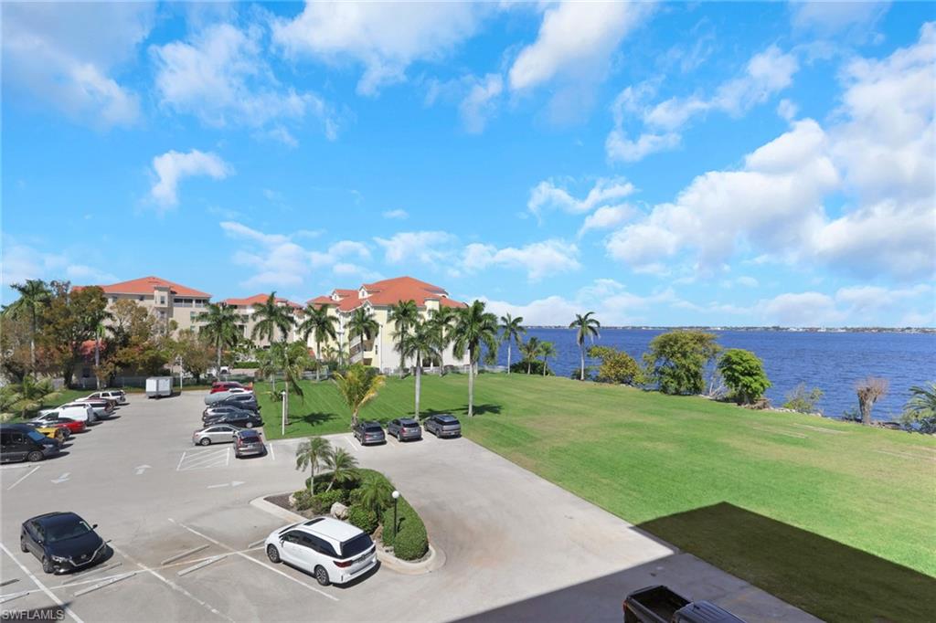 RIVER TOWERS CONDO - Residential