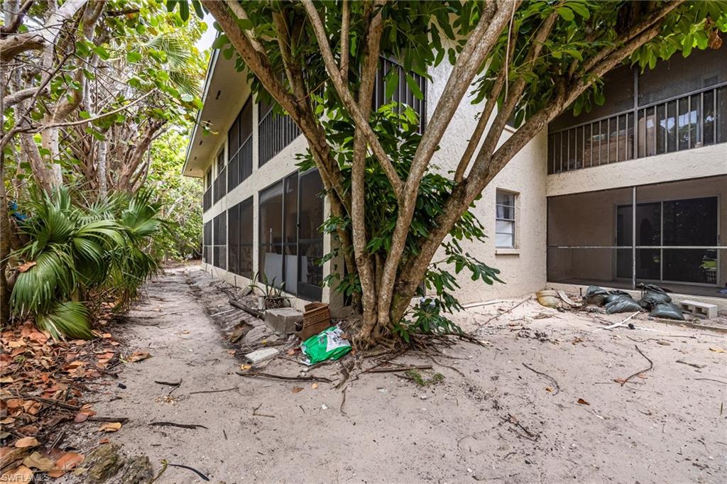 SPANISH ARMS - Residential