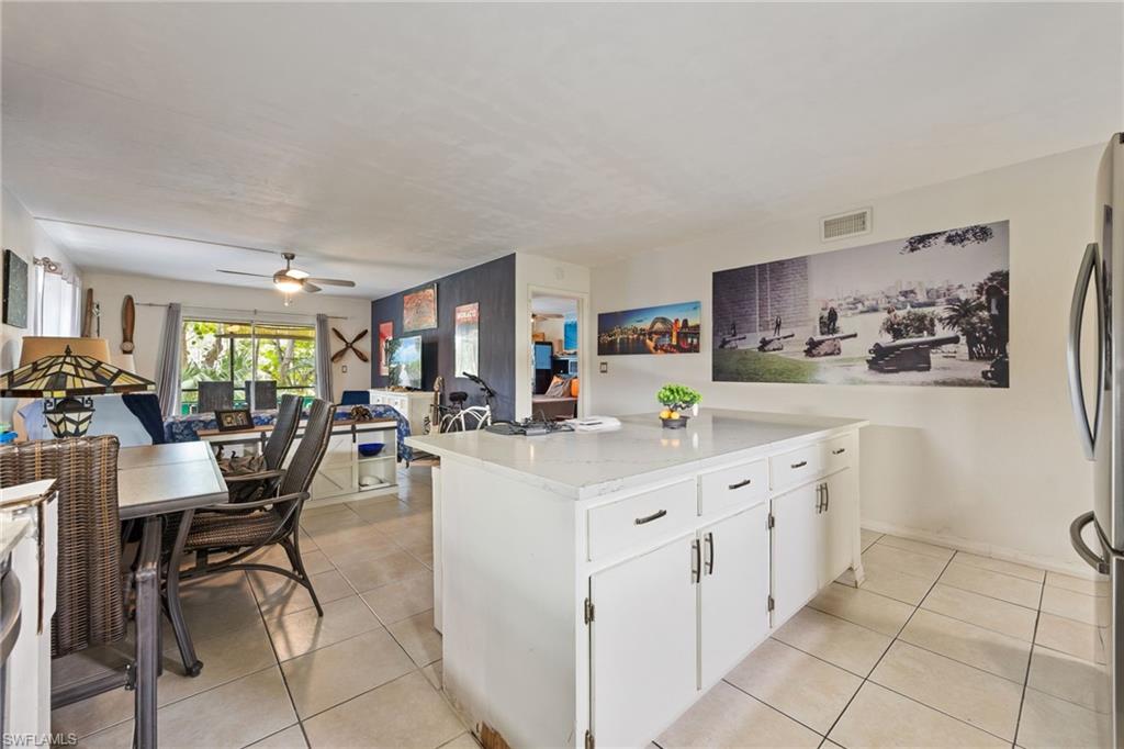 SPANISH ARMS - Residential