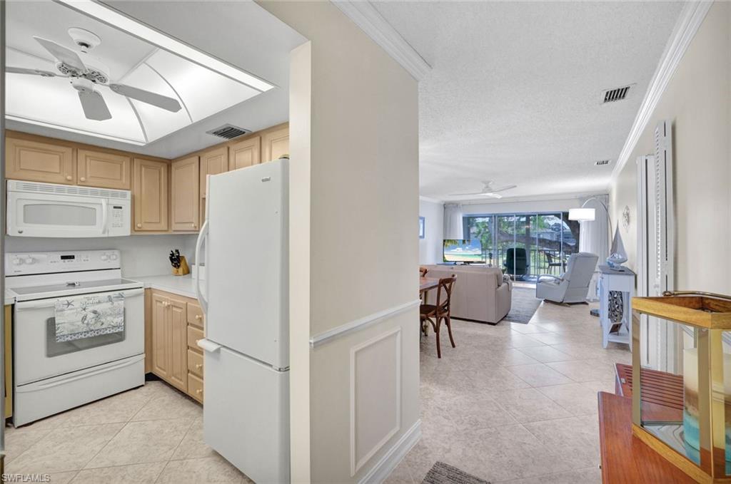 RIVIERA GOLF ESTATES - Residential