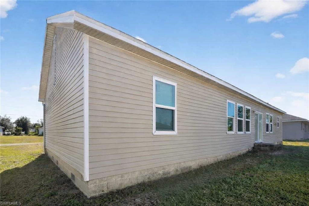 LEHIGH ACRES - Residential