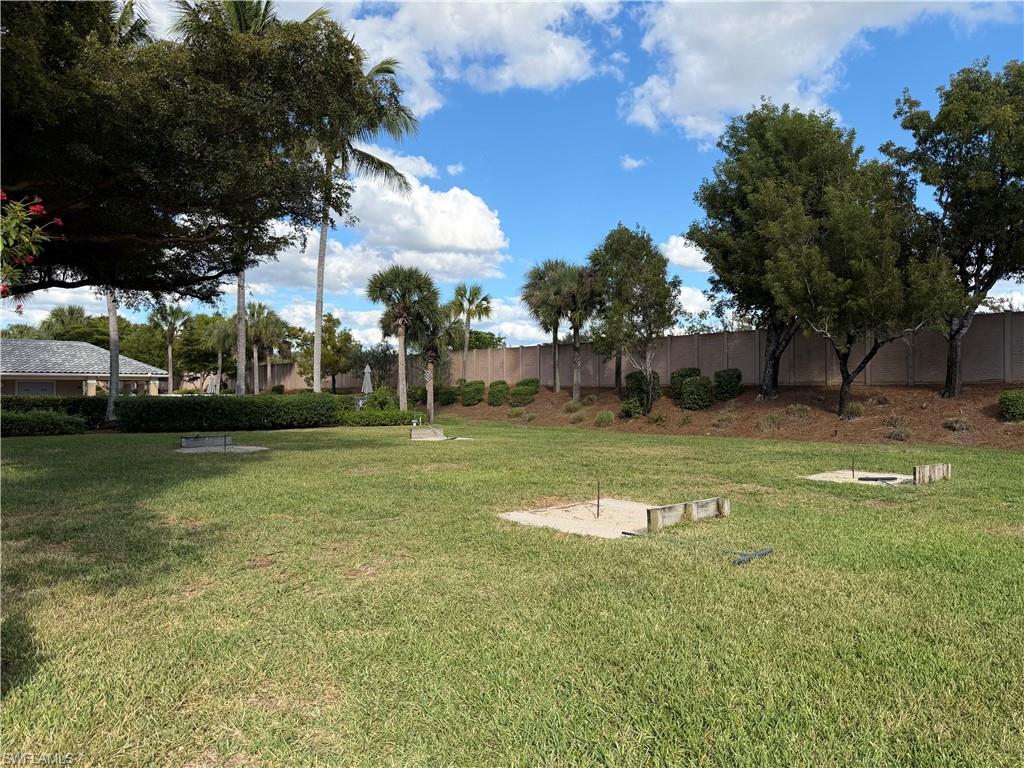 COLONIAL COUNTRY CLUB - Residential