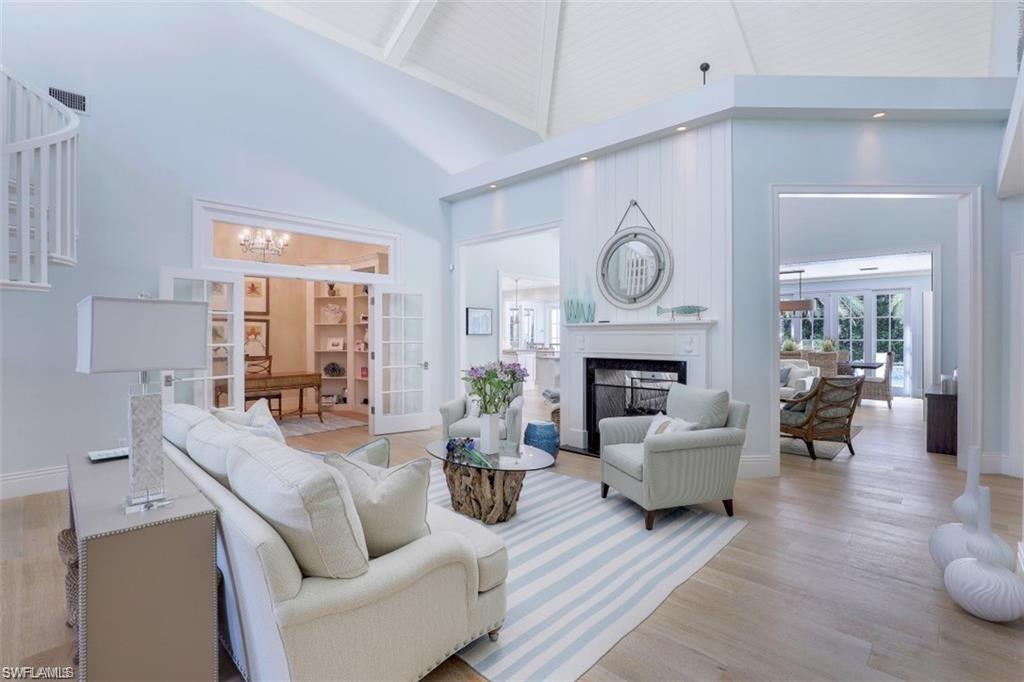 OLDE NAPLES - Residential